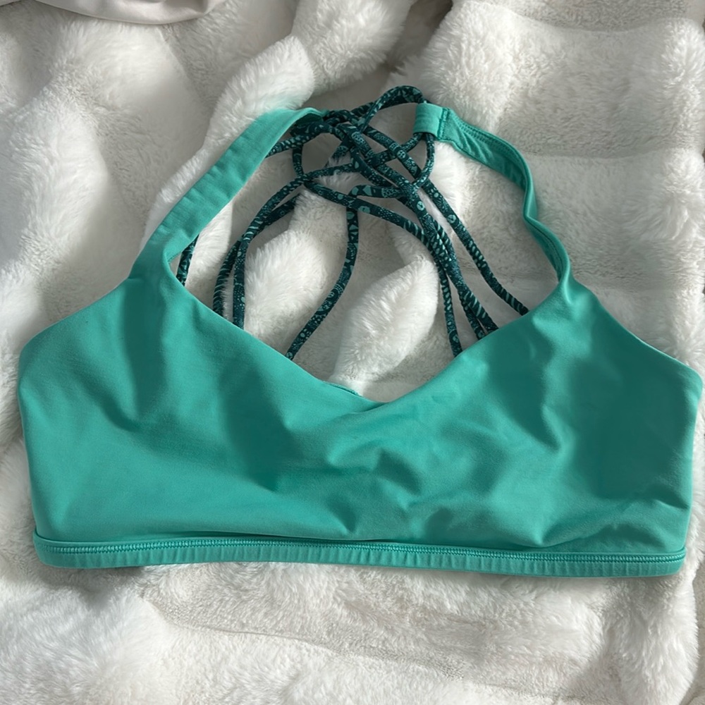 Lululemon Free to Be Wild Bra
